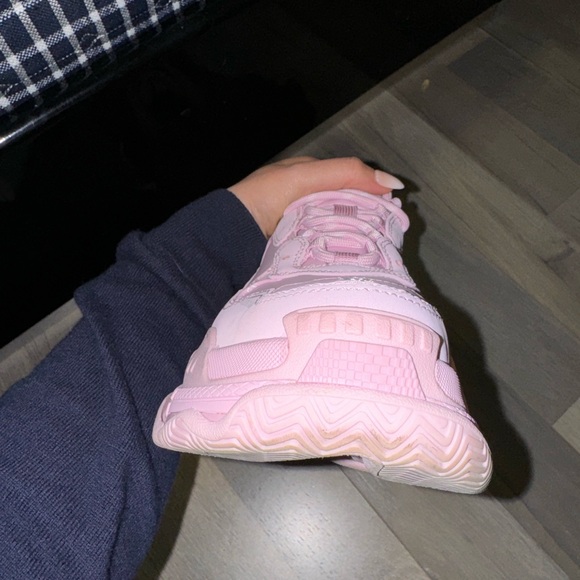 BALENCIAGA Triple S platform sneakers (AUTHENTIC): used - Picture 12 of 15
